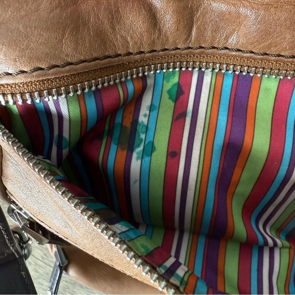 DANIER Leather Camel Tan Brown Crossbody Bag Multi Zipper Adjustable Strap *Flaw - Picture 10 of 16